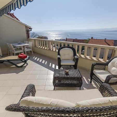 Apartments And Rooms Lea Bol Exterior foto